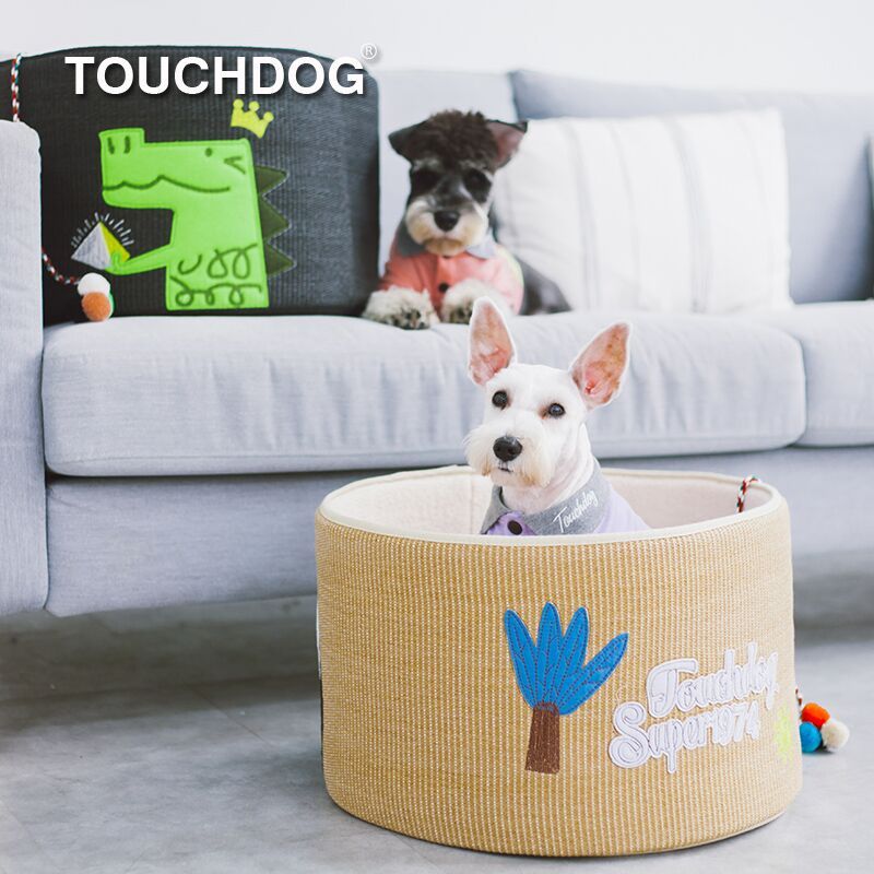 Touchcat Rounded Scratching Cat Bed with Teaser Toy
